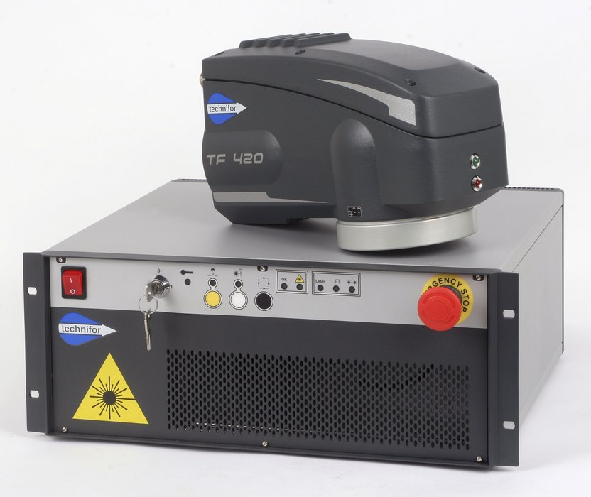 TF420, um marcador a laser 20W muito compacto